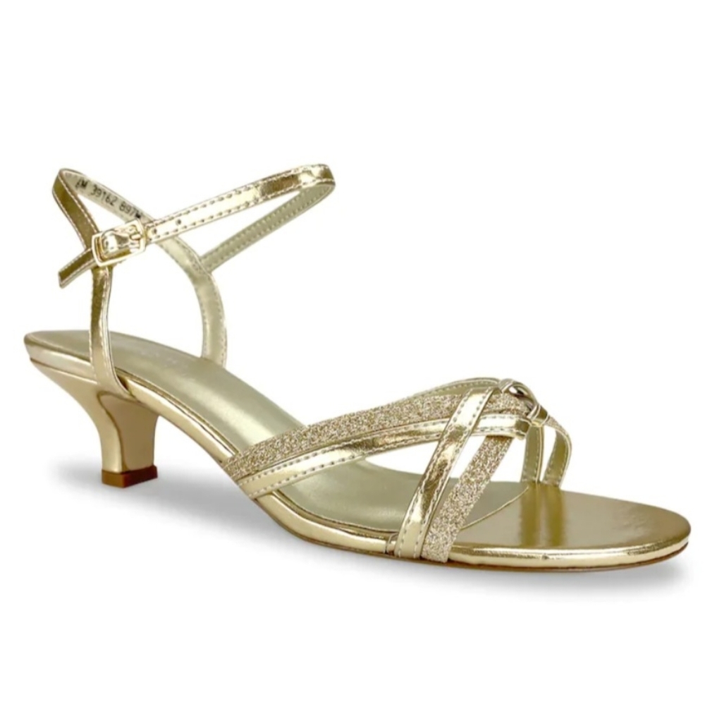 Touch Ups Melanie Sandal in Gold, Size 7